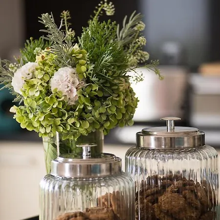 Luxury Ocean Front Villla *