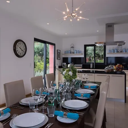 Luxury Ocean Front Villla Villa *