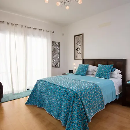 Luxury Ocean Front Villla Кальета