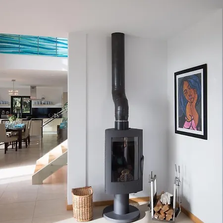 Luxury Ocean Front Villla