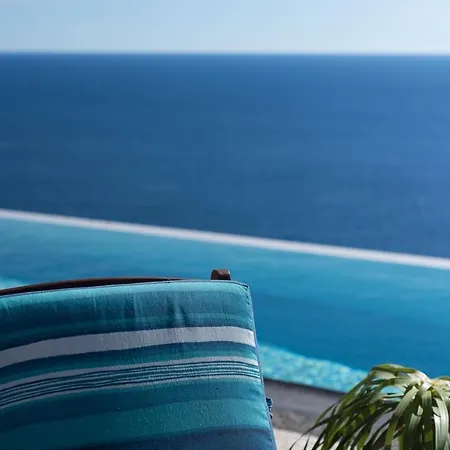 Luxury Ocean Front Villla Βίλα