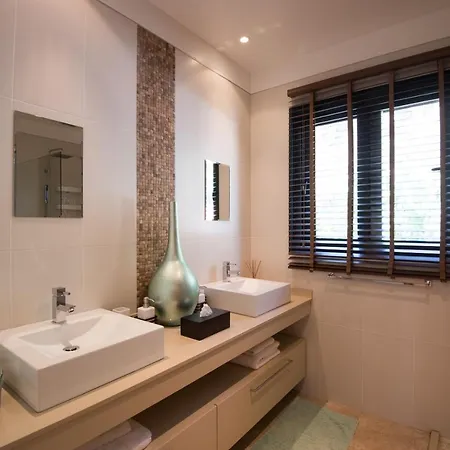 Βίλα Luxury Ocean Front Villla Calheta (Madeira)