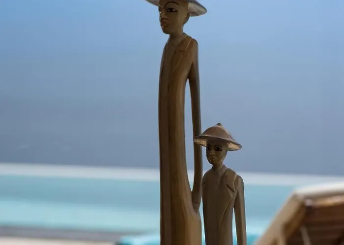 Luxury Ocean Front Villla * كالهيتا