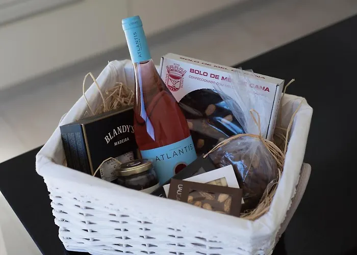 Luxury Ocean Front Villla فيلة كالهيتا